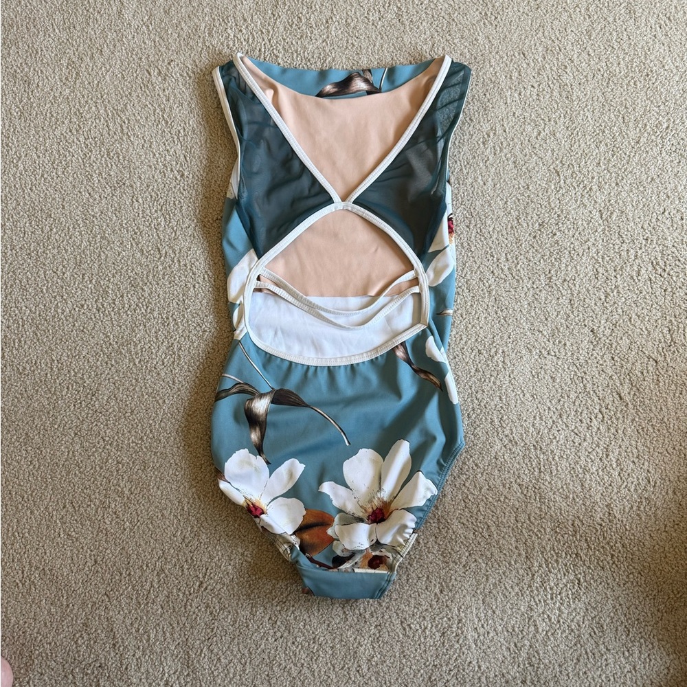 Eleve leotard size small